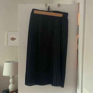 Navy Pleated Midi J. Crew Skirt - business professional - size 4